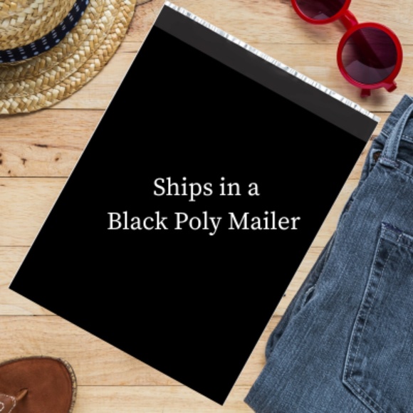 Zenana Womens Plus Size Black V-Neck T-Shirt with Drop Shoulder, Size 1X and 2X - Picture 7 of 7